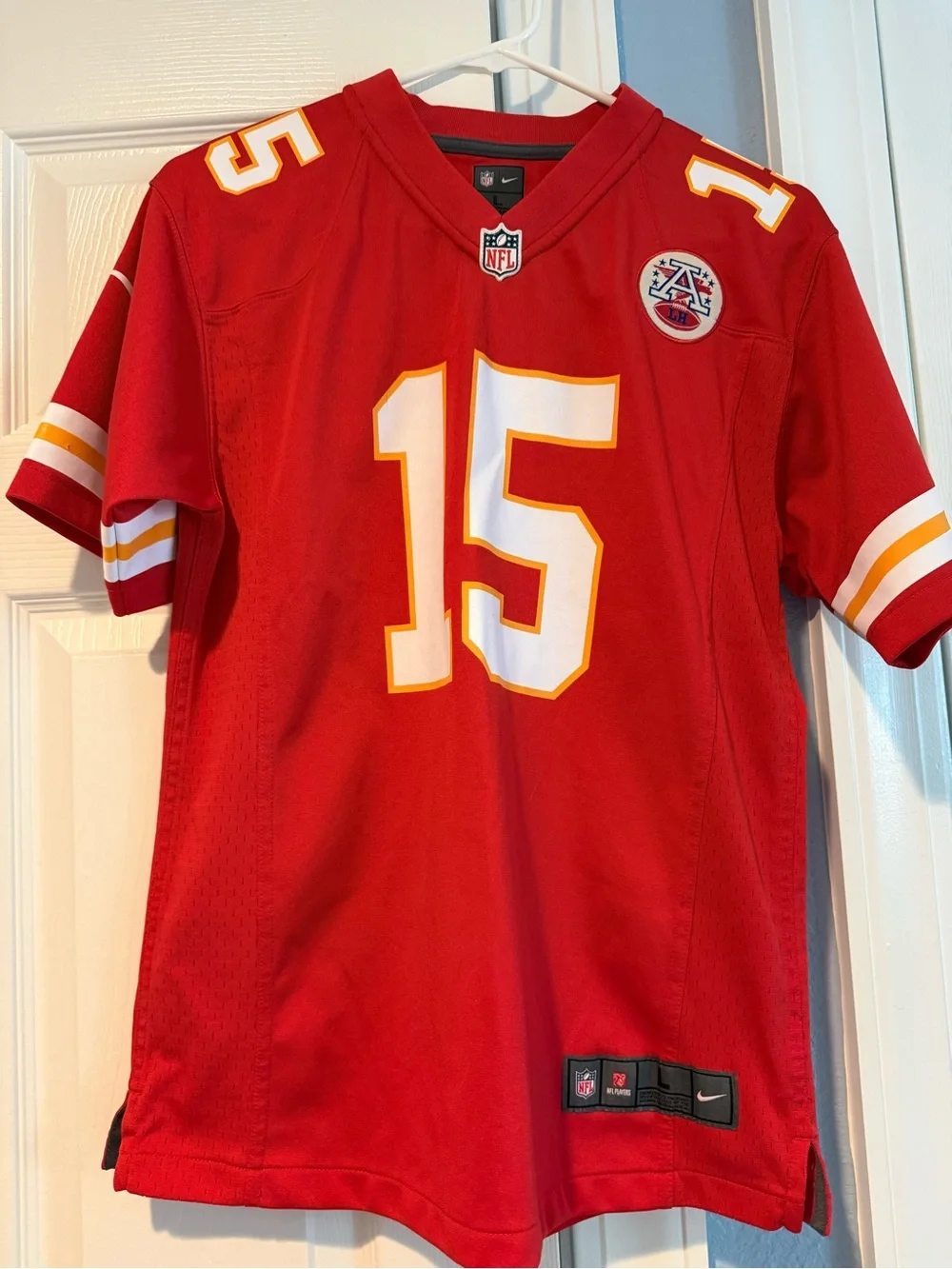 Nike Red Mahomes #15 Football Jersey with White & Gold Accents